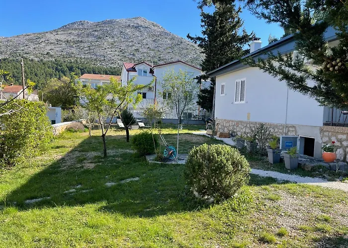 Holiday Home Lola - Large Outdoor Area
