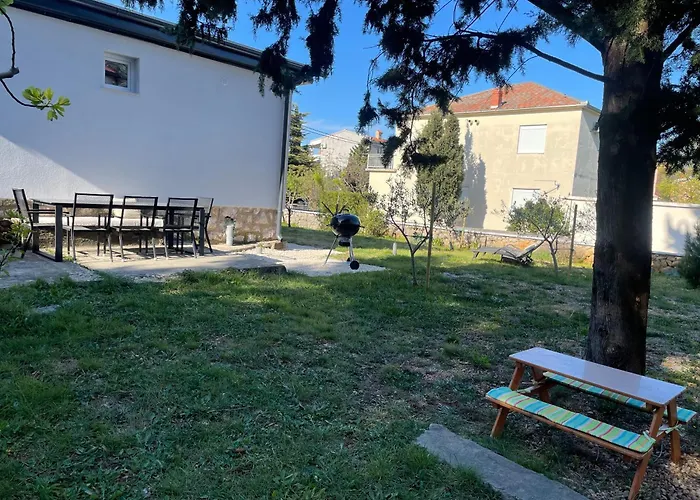 Holiday Home Lola - Large Outdoor Area